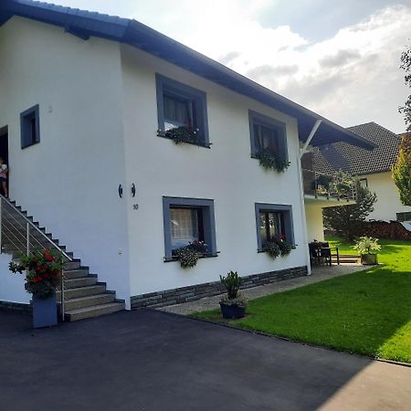 Ferienwohnung Iris Schumacher Зимерат Екстериор снимка